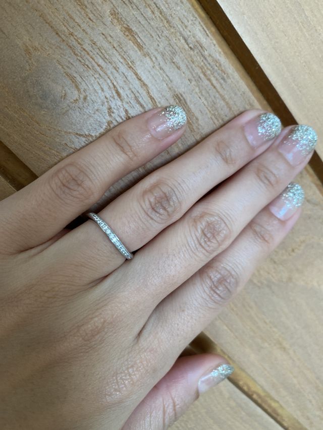 傷も目立ちにくく、キラキラしていてお気に入りです！