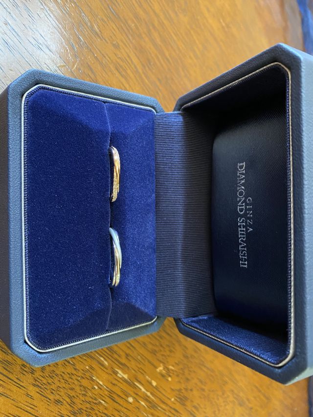 購入した結婚指輪の写真です。