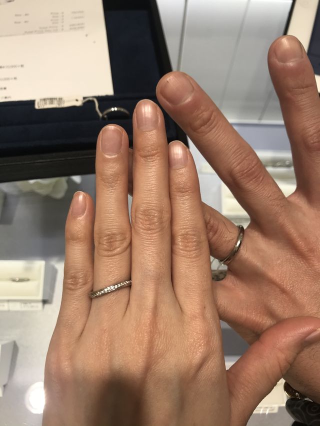 緩やかなS字カーブのデザイン⭐︎