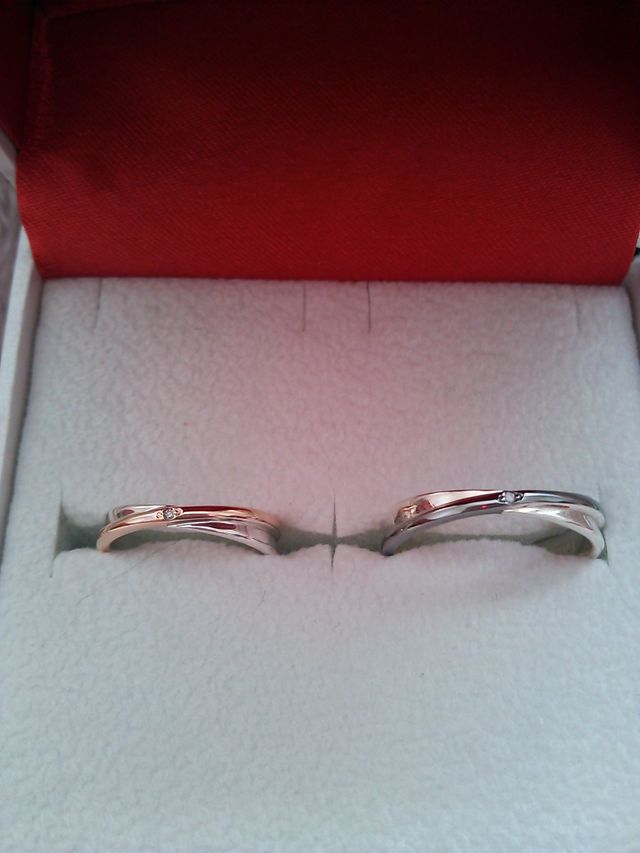 ペアで購入しました