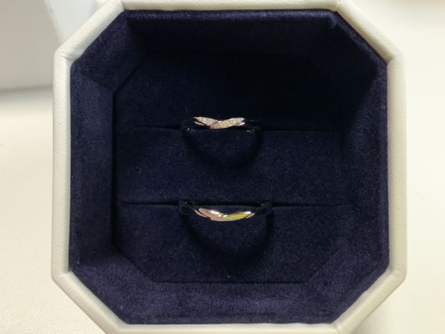 ディズニー　美女と野獣　モチーフの結婚指輪です。