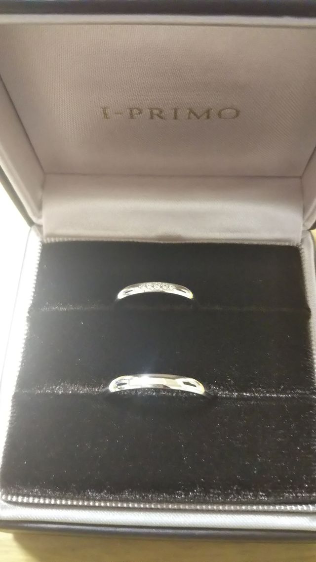 チタンユノー。
手前は男性用/奥が女性用になります。