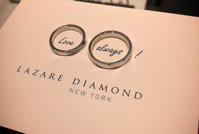 指輪を可愛く撮る紙だそうでお気に入りの写真です！