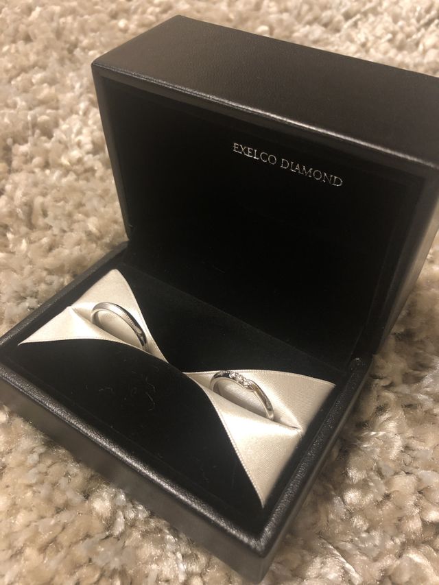 左が男性用、右が女性用です男性用にはマット加工をしています