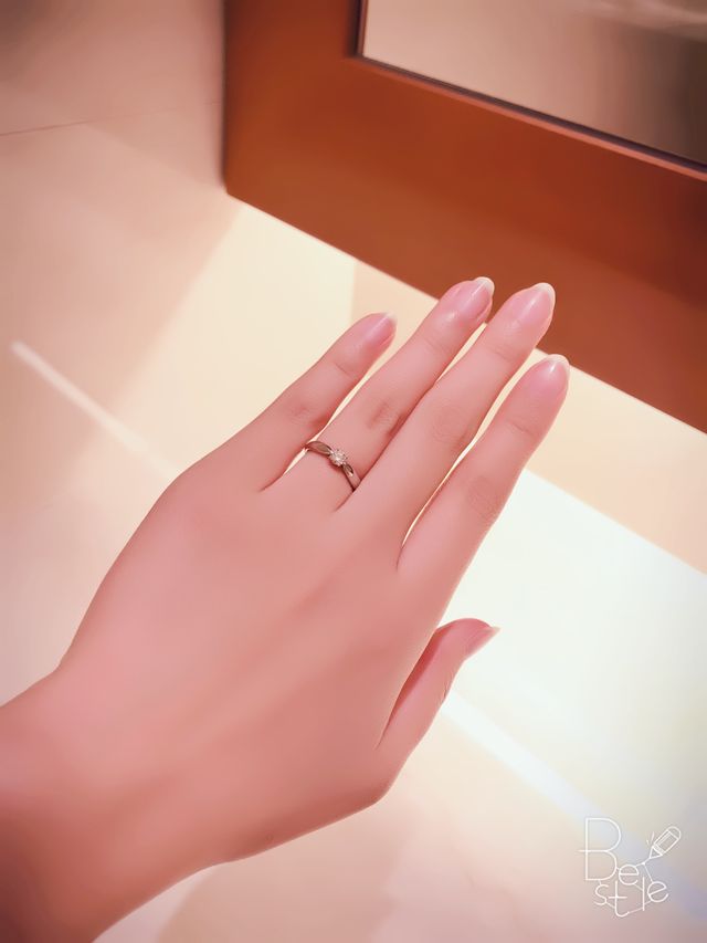 シンプルで普段使いしやすいデザインにしました。