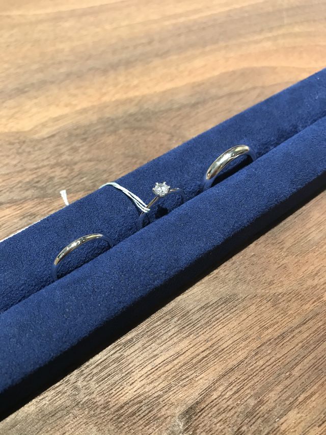 婚約指輪と結婚指輪