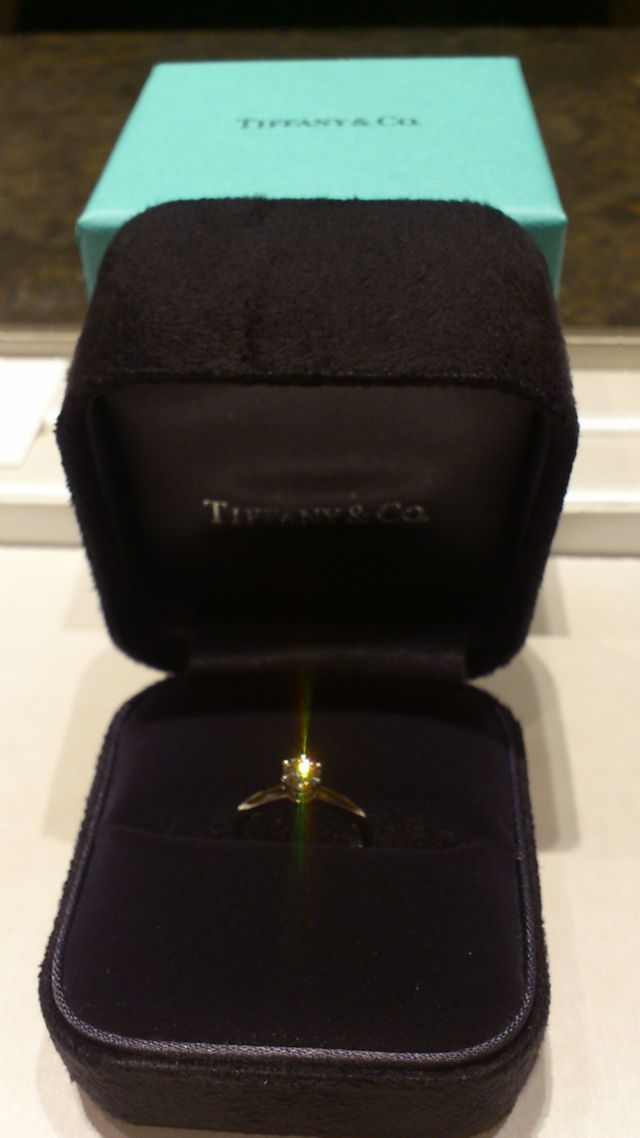 ダイヤの輝きが一番眩しいものを選びました。