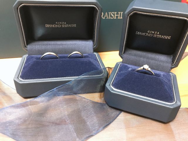 結婚指輪と婚約指輪