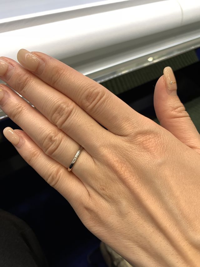 ストレートタイプで派手すぎないシンプルなもの！