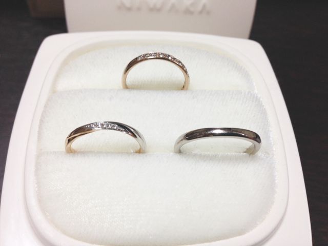 婚約指輪  ことほぎ。結婚指輪は雪佳景。