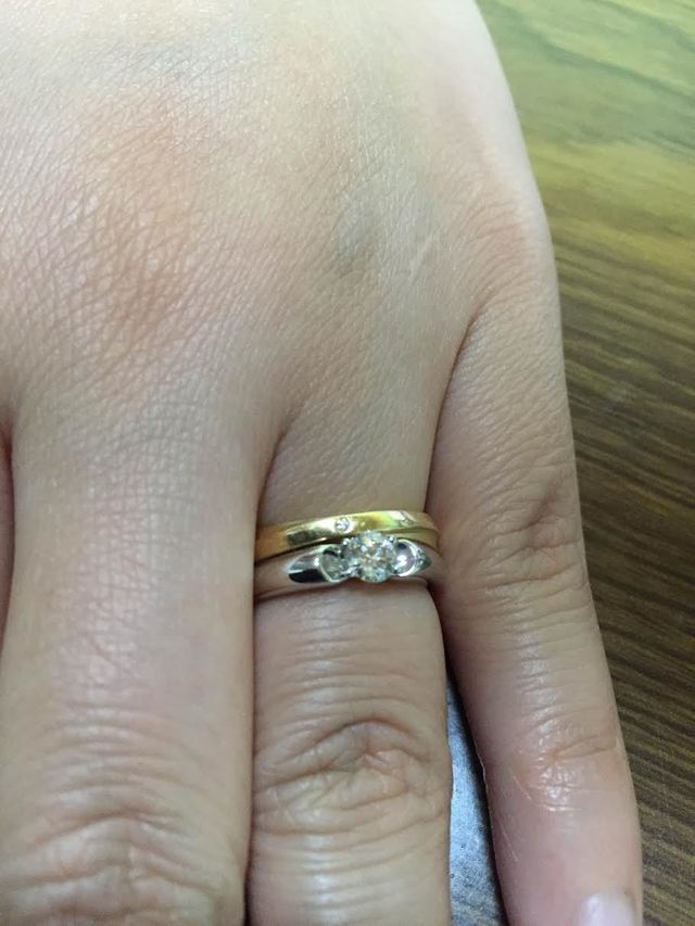 婚約指輪です。