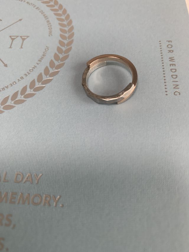 デザインがとても綺麗、
表面に打ち目をつけたり自由自在！