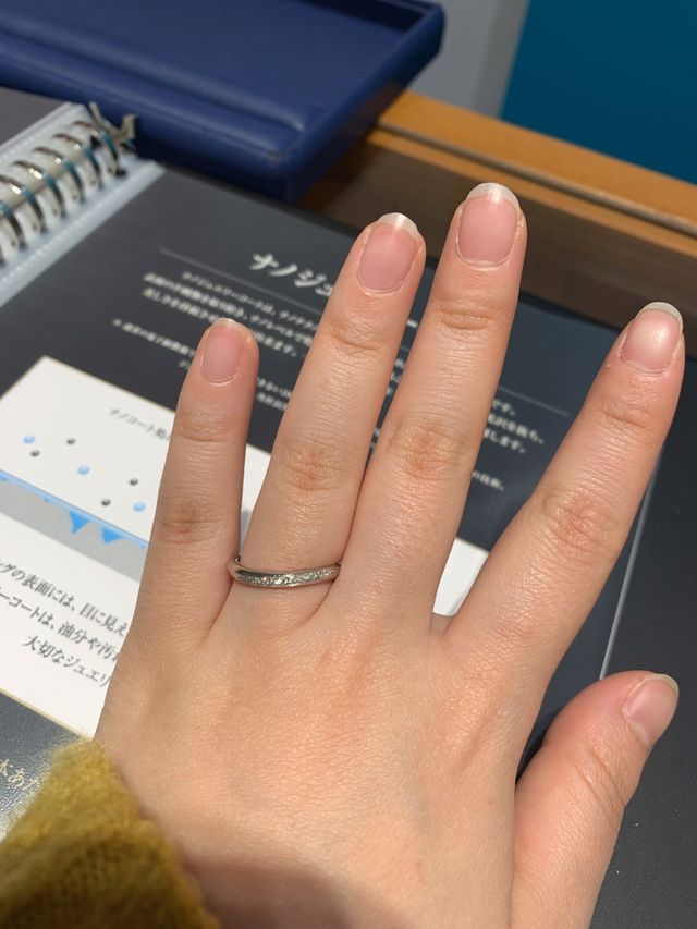 店舗にて試着した写真です。