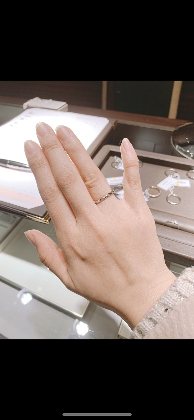 試着した際のケレースです。