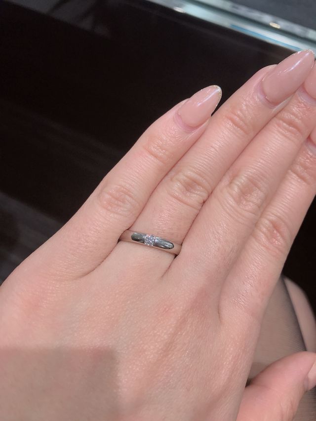 ダイヤモンド一石
一石でもとても存在感のある輝きです。