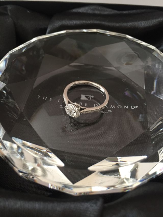 その時の特典でクリスタルの器を頂きました。