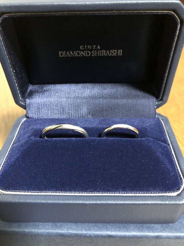 ペアではなくお互いが好きなデザインにしました。