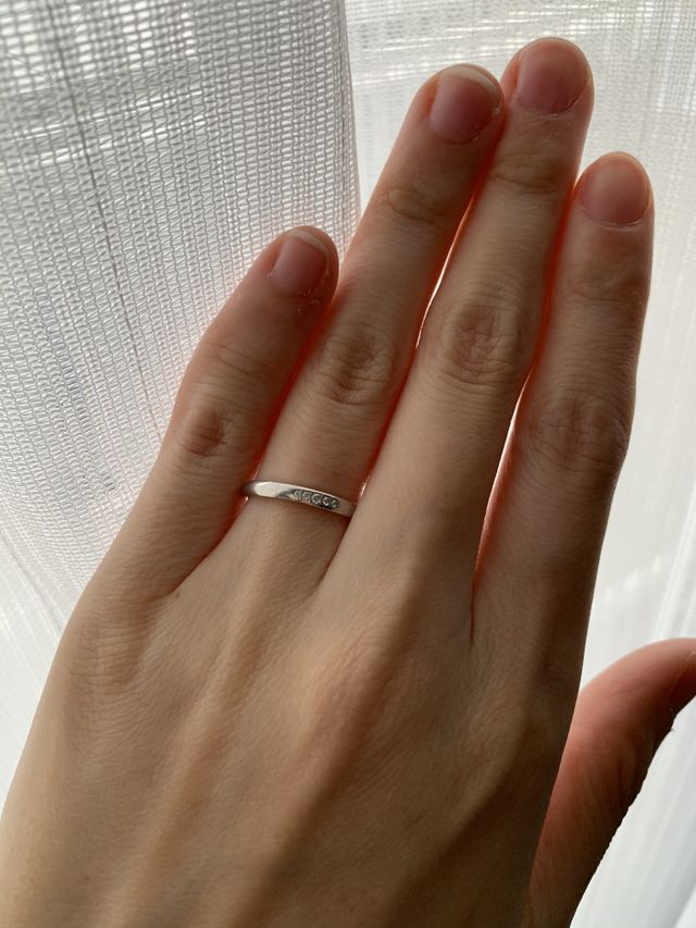 シンプルなデザインで気に入っています。