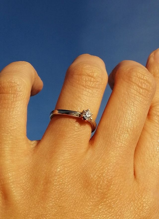 嬉しさのあまり青空の下で撮影会！