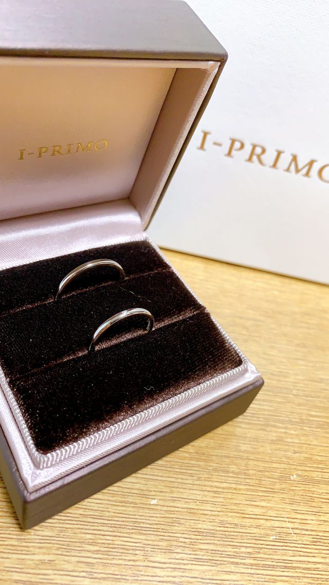 指輪を受け取ってすぐに写真撮影しました！