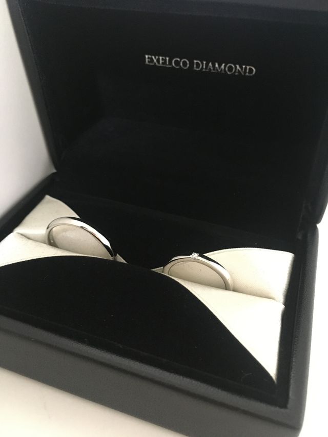 結婚指輪。シンプルなデザインがお気に入りです。
