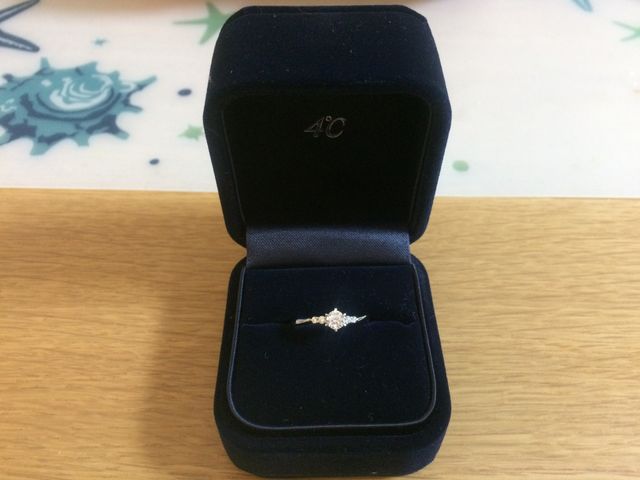 入れる箱も選べましたが、店員さんのオススメのにしました。