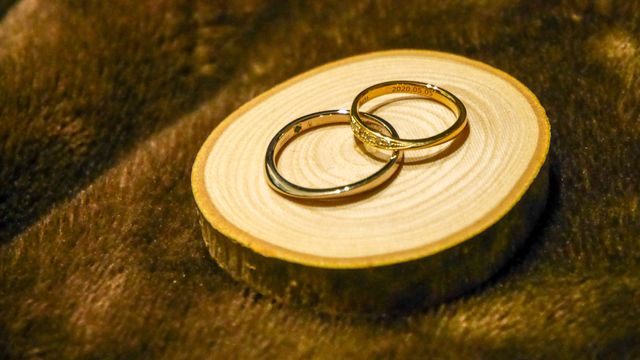 記念日のみ刻印。