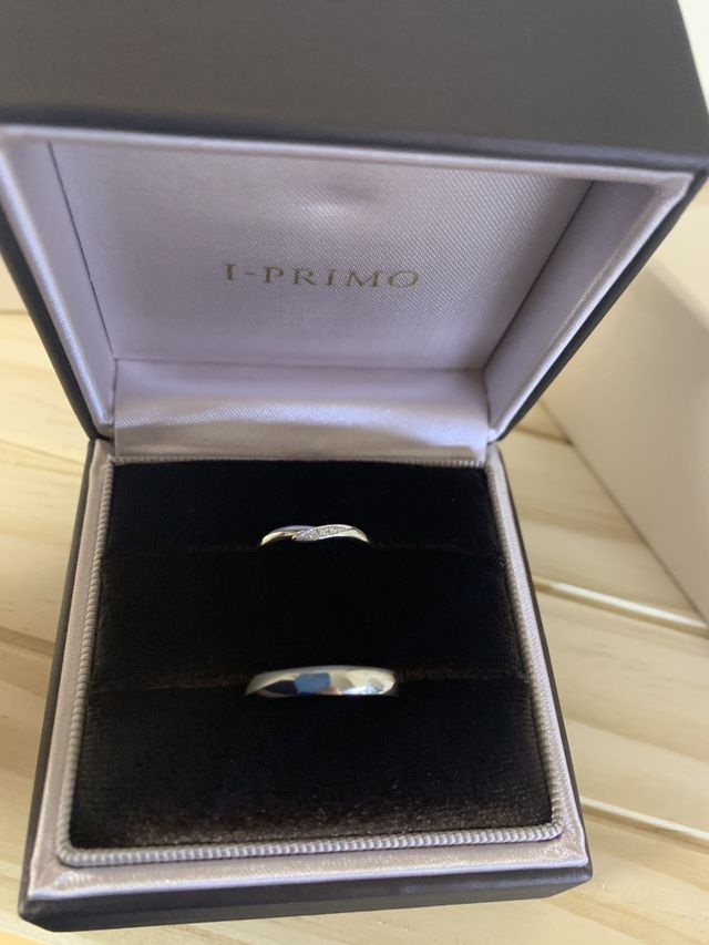 クレメンティアとカナッサの結婚指輪を購入しました。