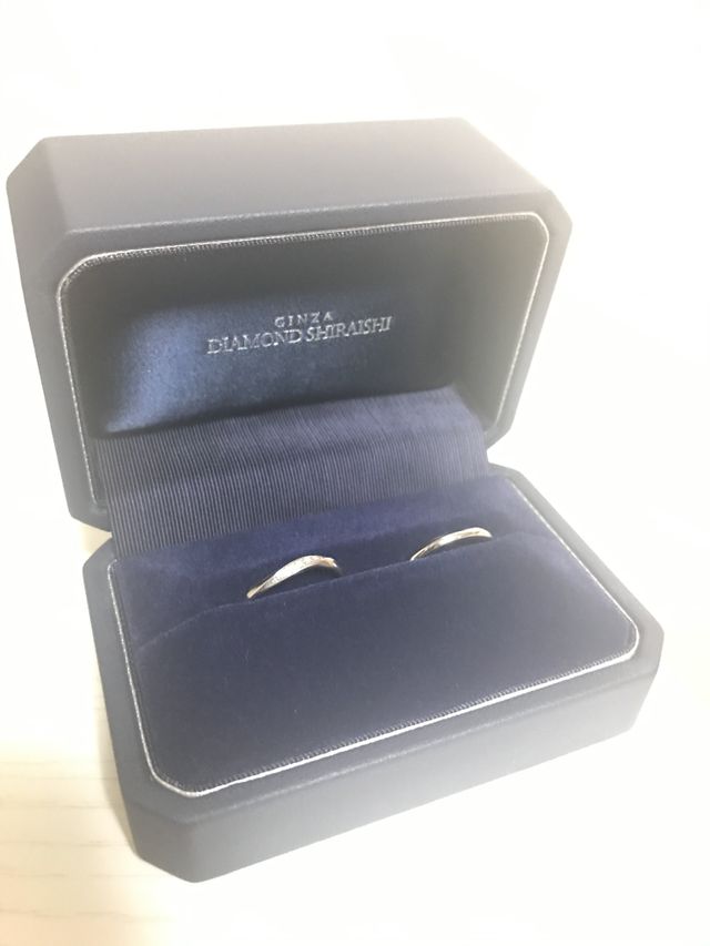 頂いたケースに指輪を入れた写真