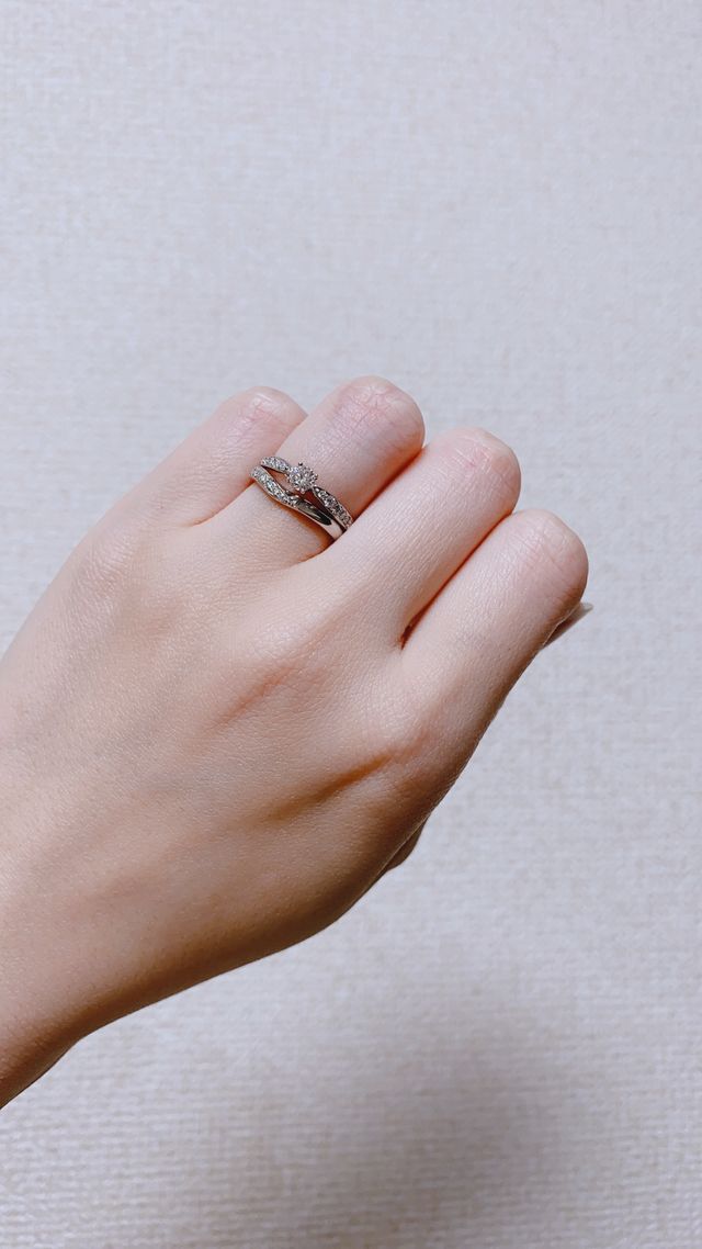 エンゲージリングと重ね付け