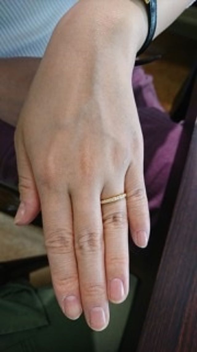 K18のレール留めのハーフエタニティです