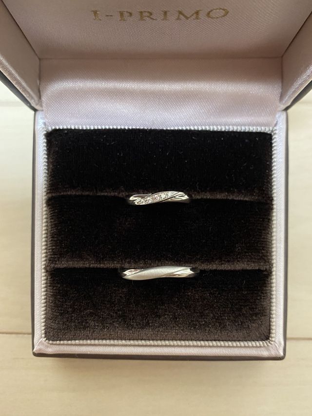 購入時のボックスに入っています。