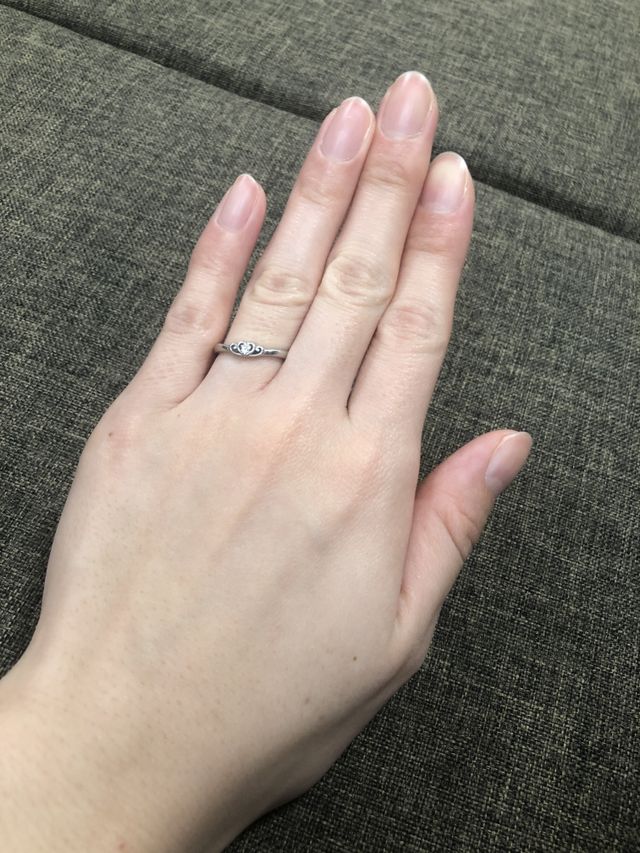 シンデレラデザインの結婚指輪です。