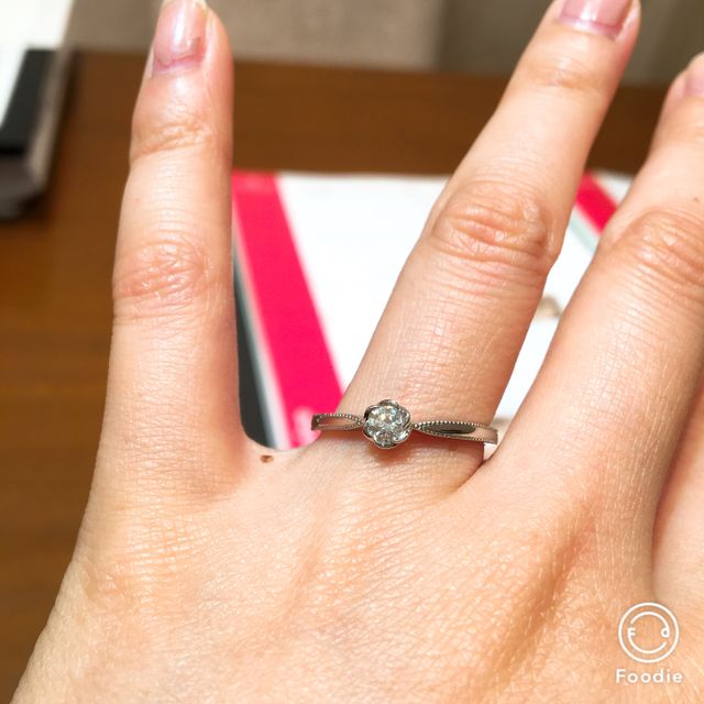 お店で試着した際の写真です