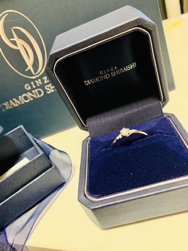 Inoというウエーブタイプの指輪です。