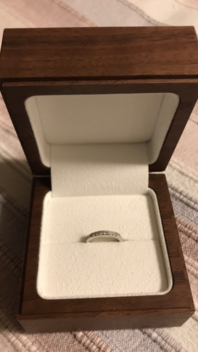 念願のハーフエタニティリング