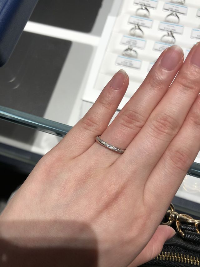 この指輪に決定しました。