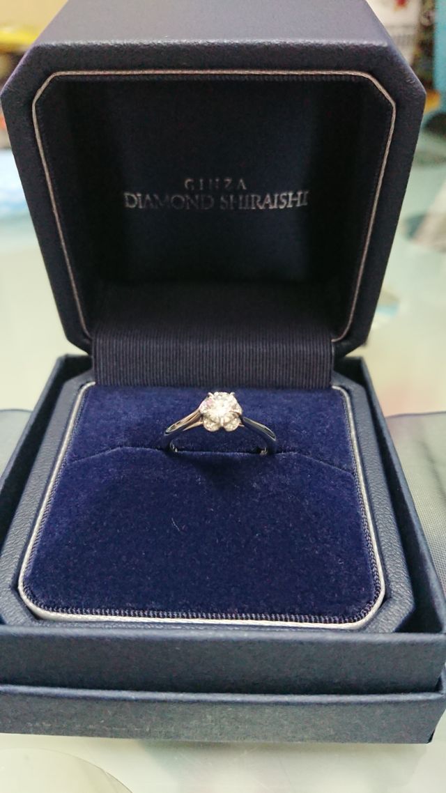 とってもキラキラしていてキレイです♪