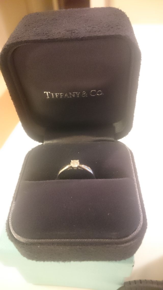 プラチナにダイヤ一つのシンプルなものが良く選びました。