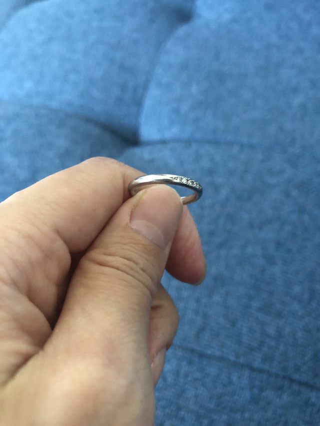 ５石ダイヤが埋め込まれたものです！