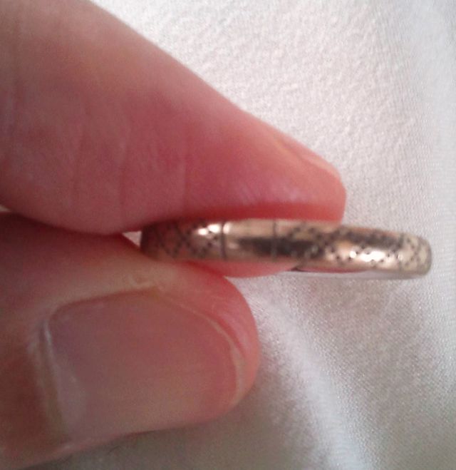 普段からしているので傷も思い出