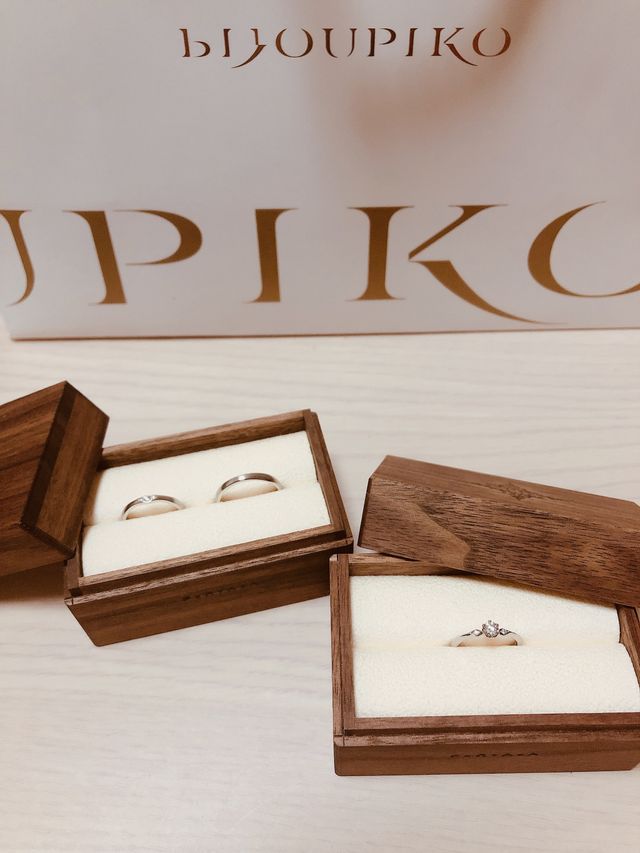 結婚指輪、婚約指輪ともにアイレです