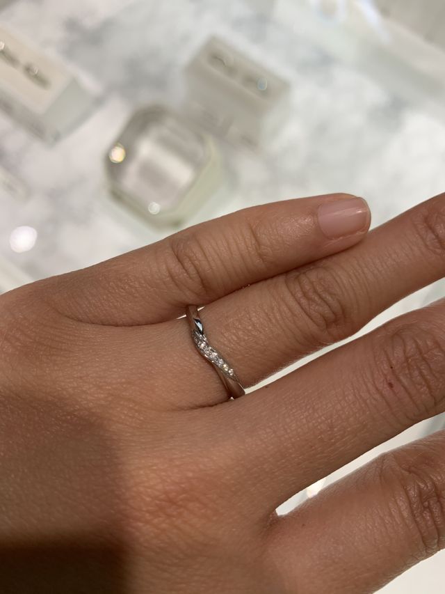 曲線が可愛くてお気に入りです