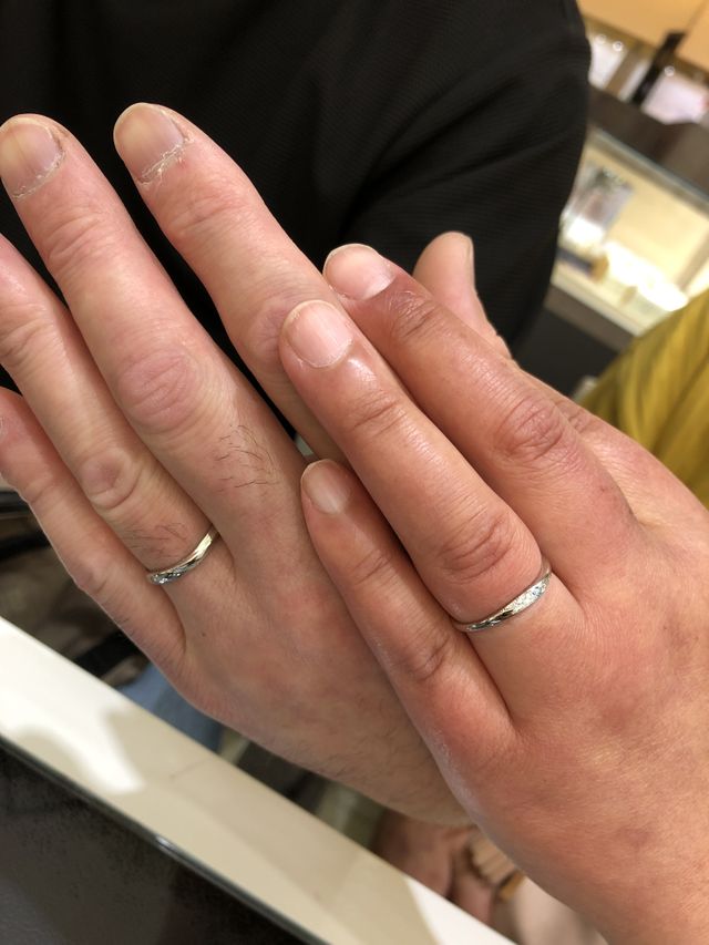 今回結婚20周年の記念に購入しました。