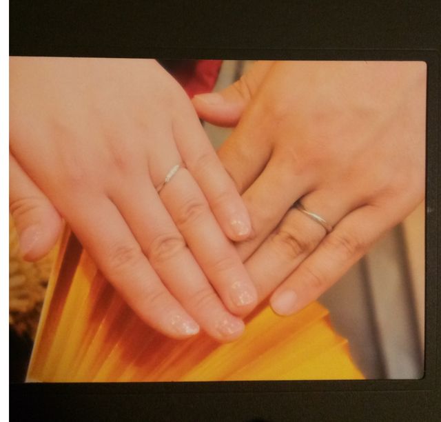 結婚式にプロのカメラマンさんに撮って頂きました。