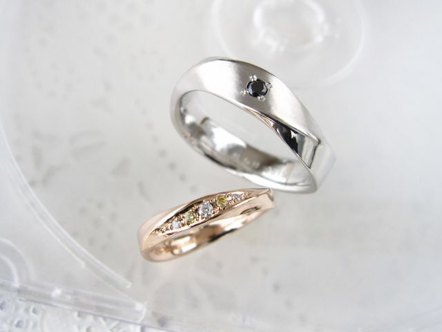 ペアの結婚指輪