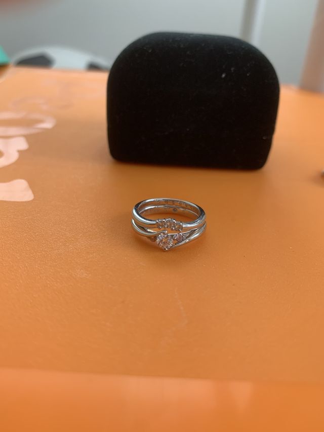 妻の指輪(結婚・婚約)セットです