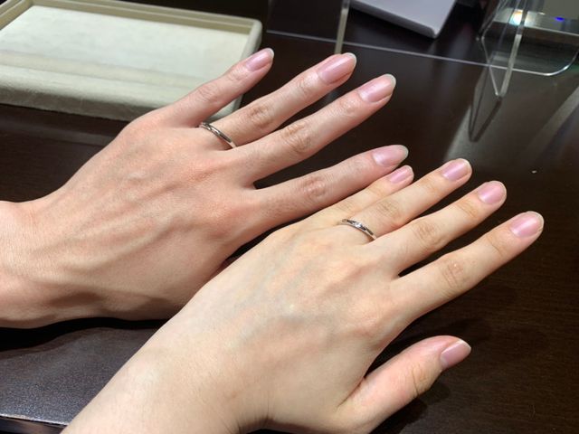2人で指輪をした時の写真