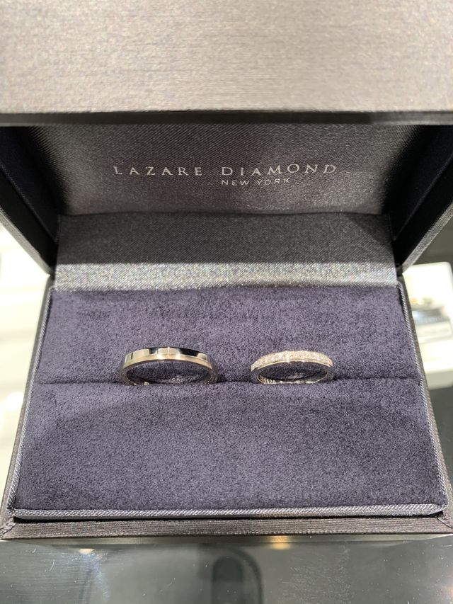 ハーフエタニティリングです。