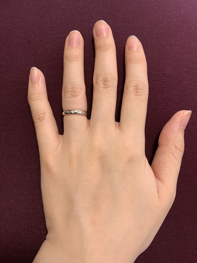 シンプルなデザインが欲しくて気に入ってます！